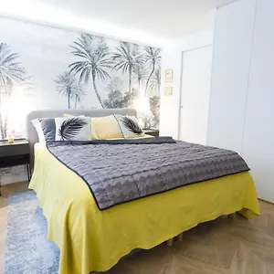 La Boutique Du Sentier , París Francia